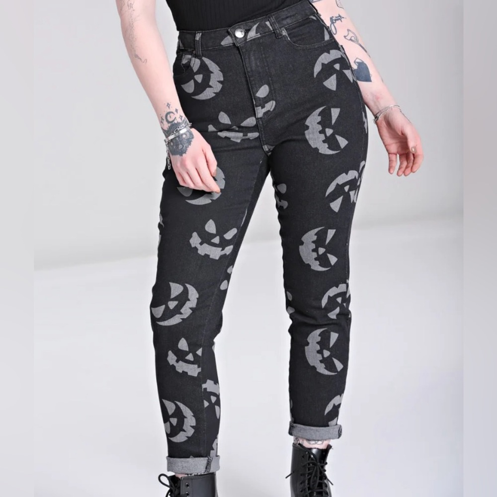 NWT Hell Bunny jack-o’-lantern jeans UK size small Halloween pants